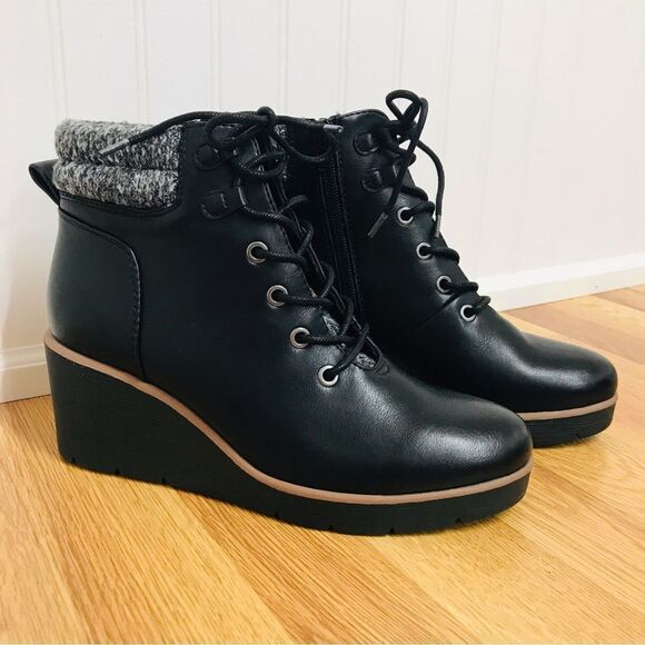 SOUL‎ Naturalizer Atlas Black Leather Wedge Ankle Boot Bootie Lace Up Size 8 New - Picture 2 of 12
